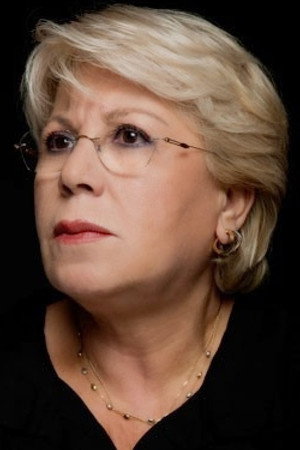 Zerrin Sümer portrait