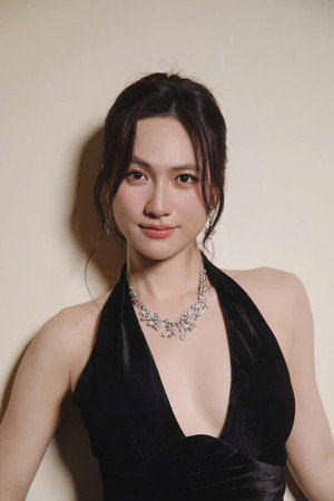 Phương Anh Đào portrait