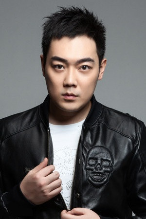 Hao Shuai portrait