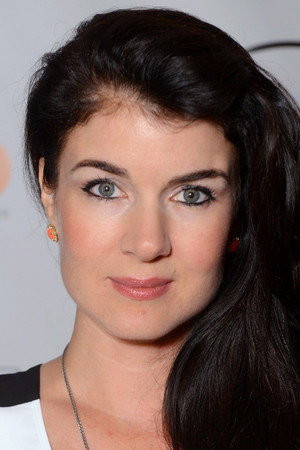 Gabrielle Miller portrait