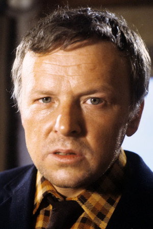 Marian Opania portrait