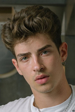 Manu Ríos portrait