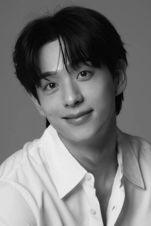 Kim Eun-Ho portrait