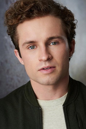 Sean Giambrone portrait