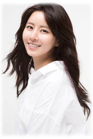 Yoon Eun-byul portrait