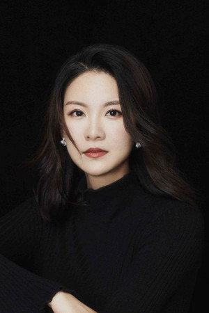 Zhao Tingting portrait