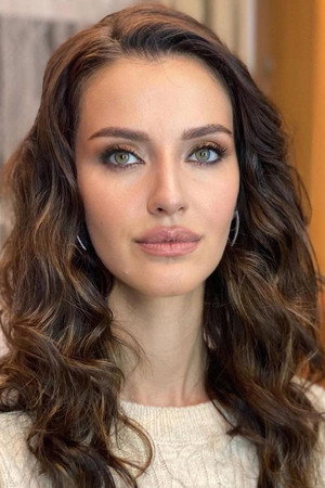 İrem Helvacıoğlu portrait
