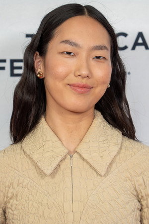 Madison Hu portrait