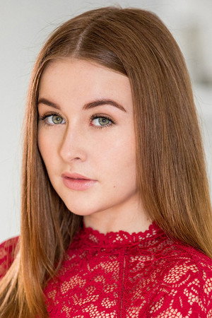 Danni Rivers portrait