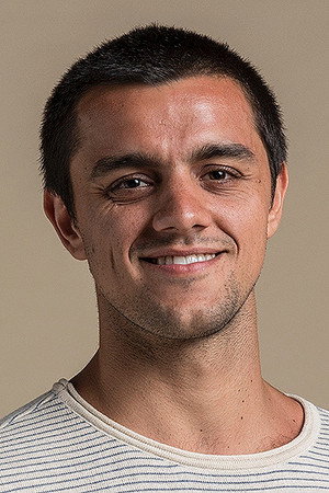 Felipe Simas portrait