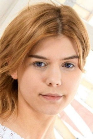 Lexy Harris portrait