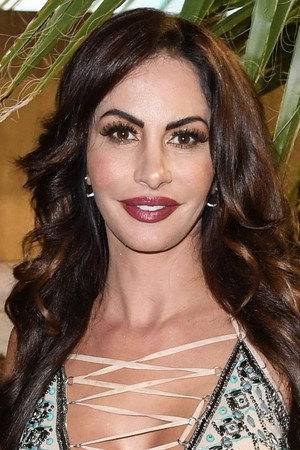 Janina Youssefian portrait