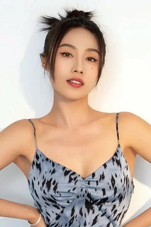Cheng Qi portrait