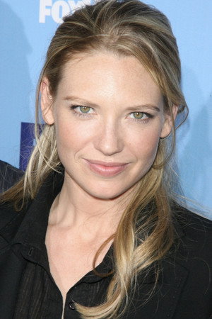 Anna Torv portrait