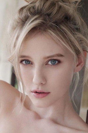 Melody Marks portrait
