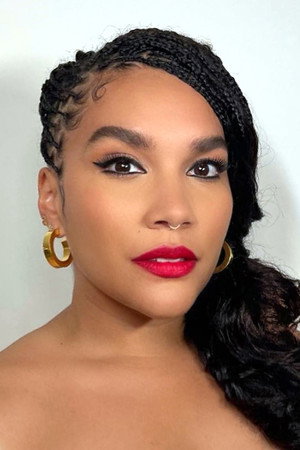 Emmy Raver-Lampman portrait