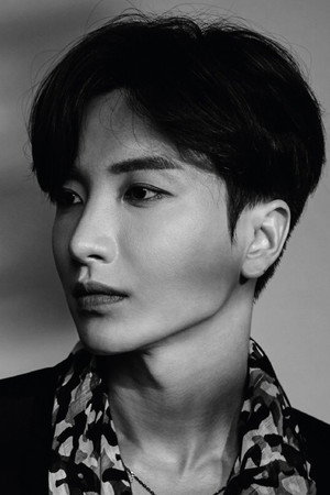 Leeteuk portrait