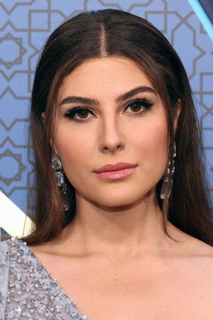 Elnaaz Norouzi portrait