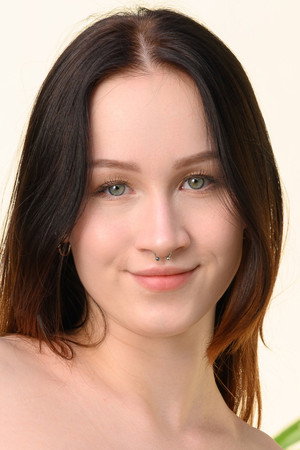 Scarlet Telles portrait