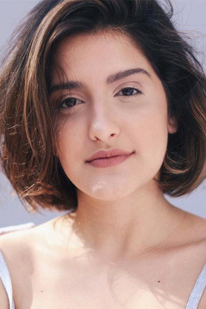 Laura Paro portrait