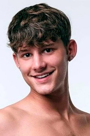 Dex Devall portrait