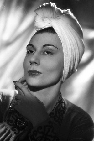 Alice Sapritch portrait