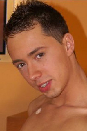 Loan Damon portrait