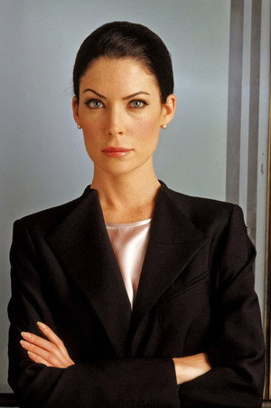 Lara Flynn Boyle portrait