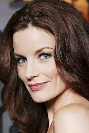 Laura Leighton portrait