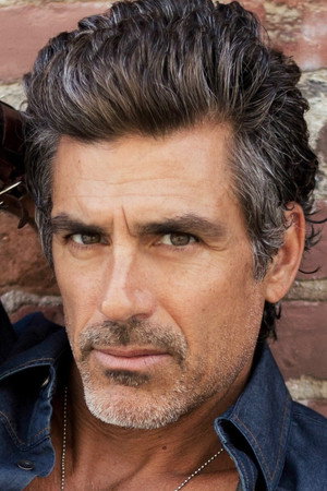 Eric Etebari portrait