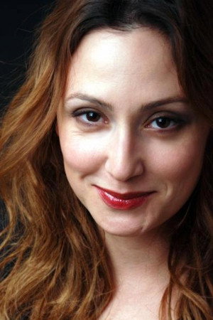 Gülçin Santırcıoğlu portrait