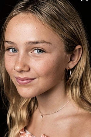 Viva Östervall Lyngbrant portrait
