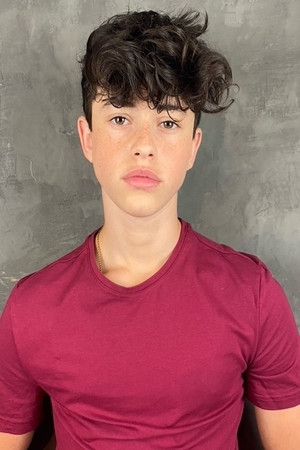 Mason Schneiderman portrait