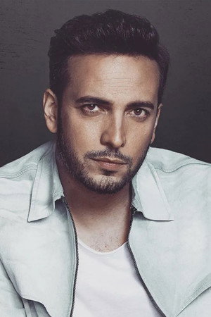 Oğuzhan Koç portrait