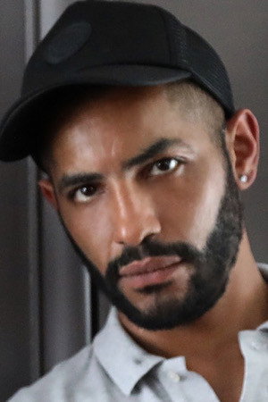 Tahar portrait