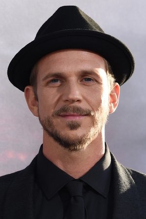 Gustaf Skarsgård portrait