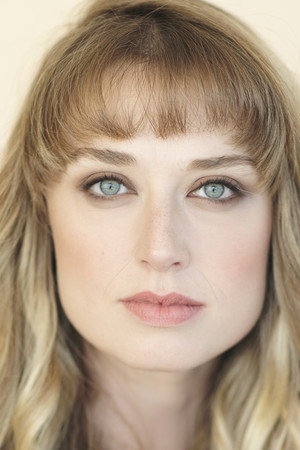 Tess Degenstein portrait