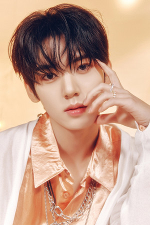 Han Yujin portrait