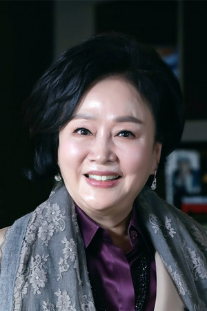Kim Chang-sook portrait