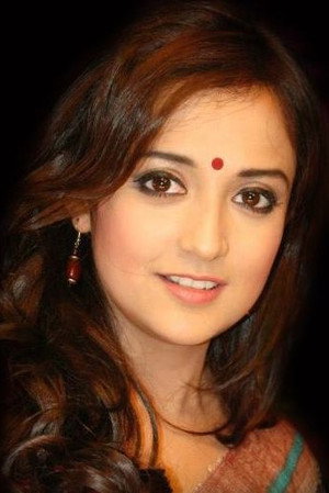 Monali Thakur portrait
