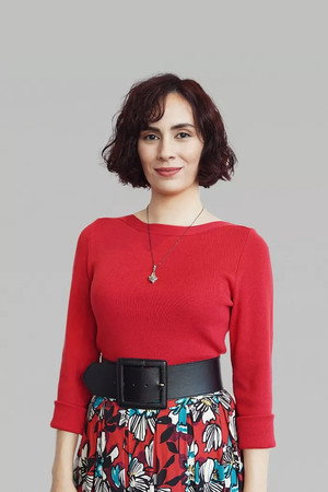Burcu Gölgedar portrait