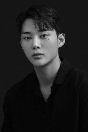 Ki Hyun-woo portrait
