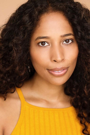 Sharae Foxie portrait