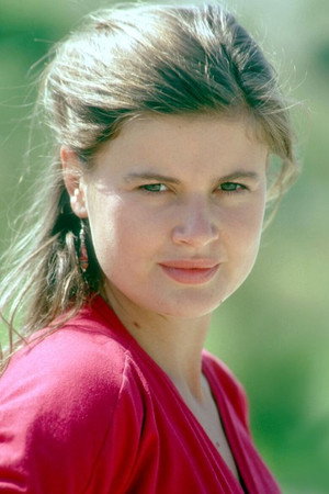 Sophie Aldred portrait