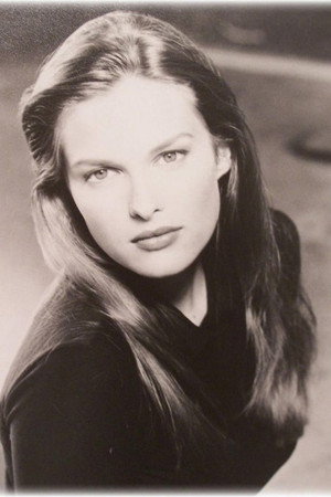 Vinessa Shaw portrait