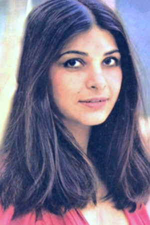 Fahimeh Amouzandeh portrait