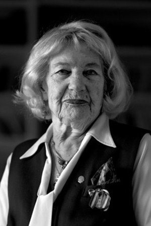 Macide Tanır portrait