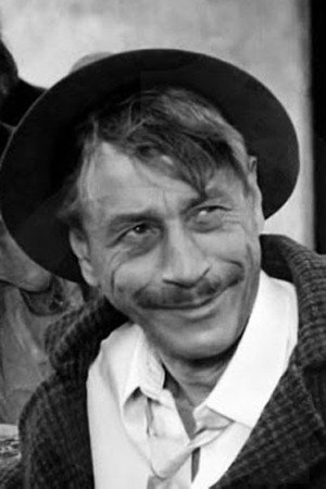 Muhteşem Durukan portrait
