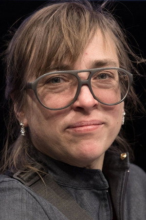 Maike Mia Höhne portrait