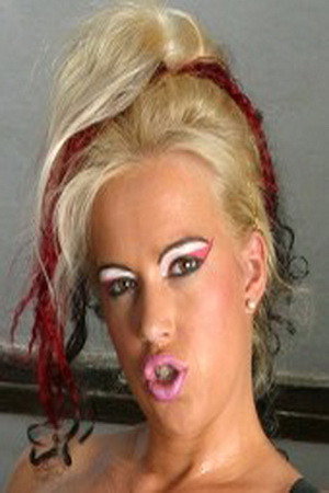 Kristin la Rouge portrait
